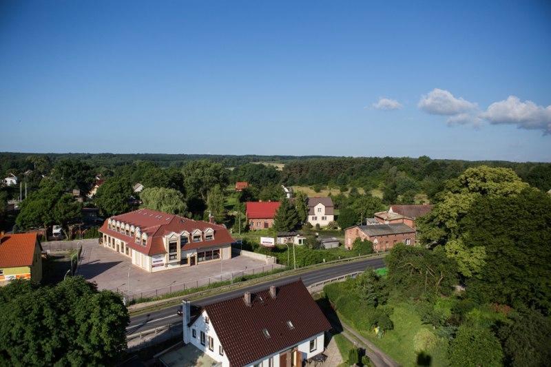 Dworek W Ploni Płonia Exterior foto